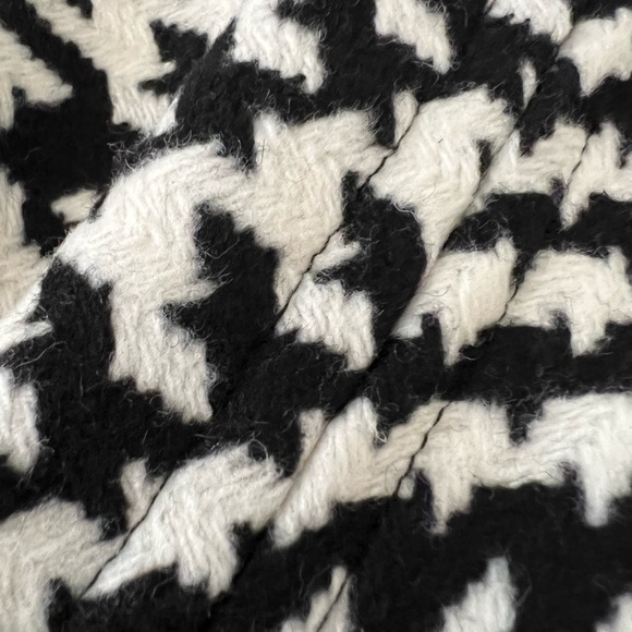 Forever 21 Houndstooth Printed Tweed Jacket - Picture 12 of 12
